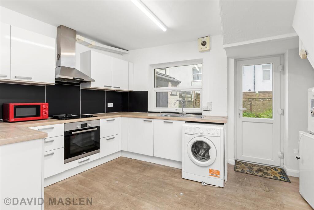kitchen.jpeg