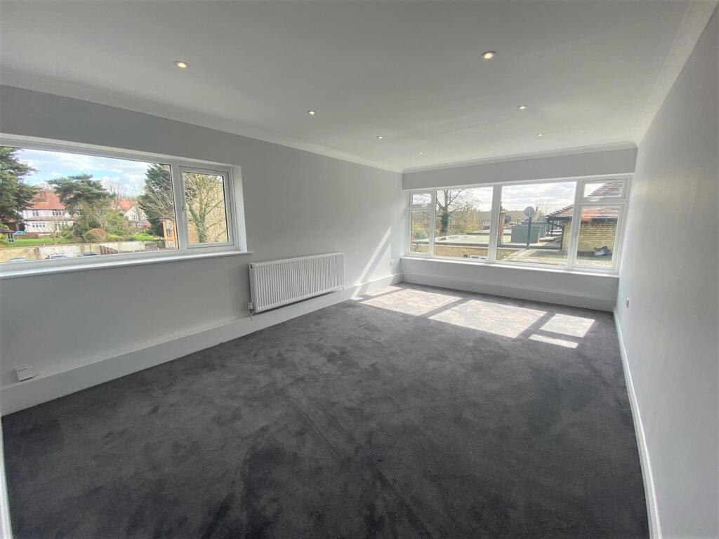 65b Station Lane Lounge new .jpg