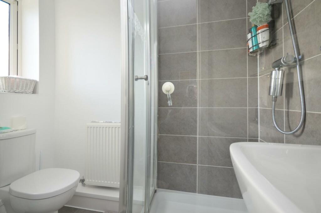 En Suite Shower Room