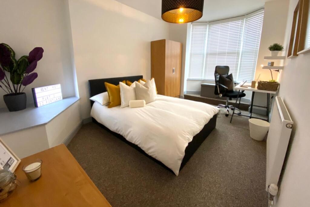 Flat 2 - Three bed (2)