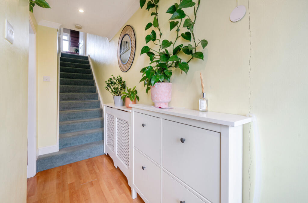 1320403-3-687661c...