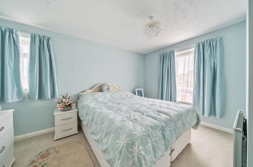 1310413-12-684bcf...