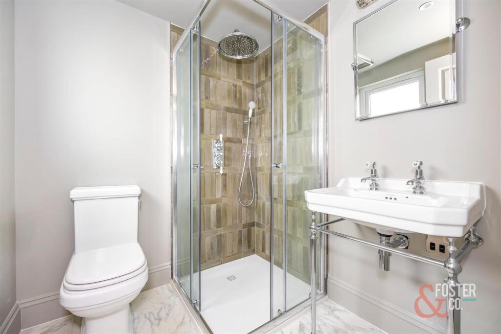 Stirling Place, 13-004.JPG