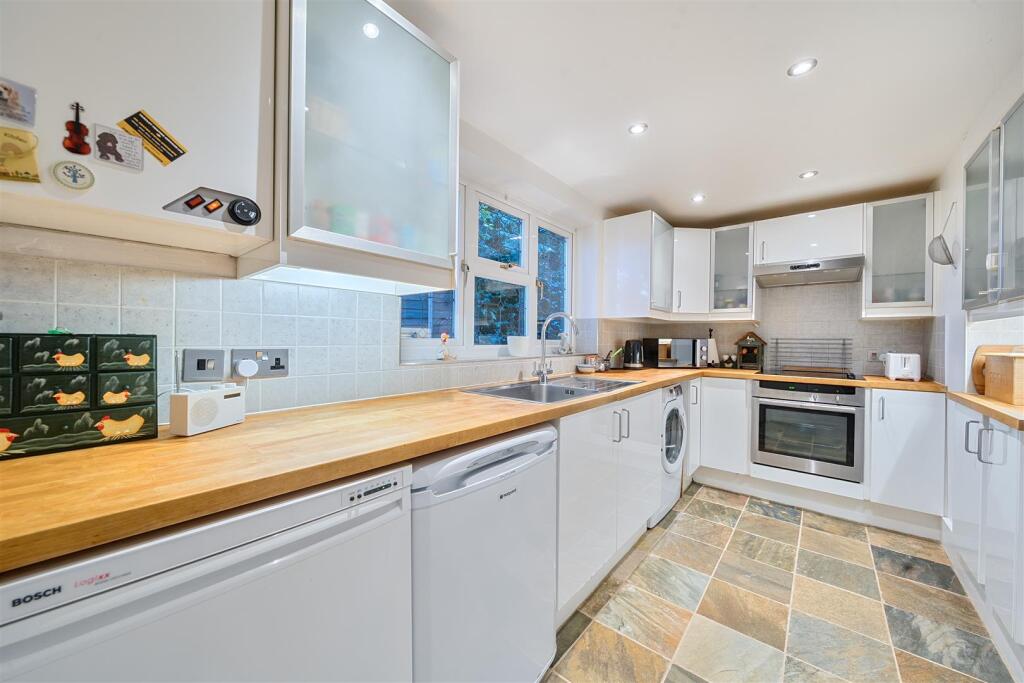 Lacemakers Cottage, 1 Long Row, Wicken Road, Leckh