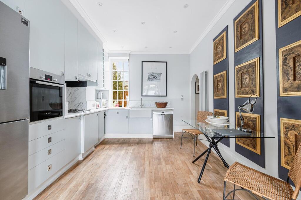 18 Gunnersbury Lane-8.jpg