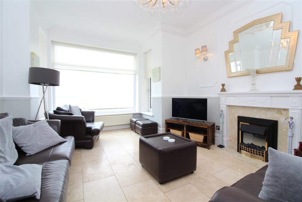 IMG 6775  Medium  T202510021650.jpg