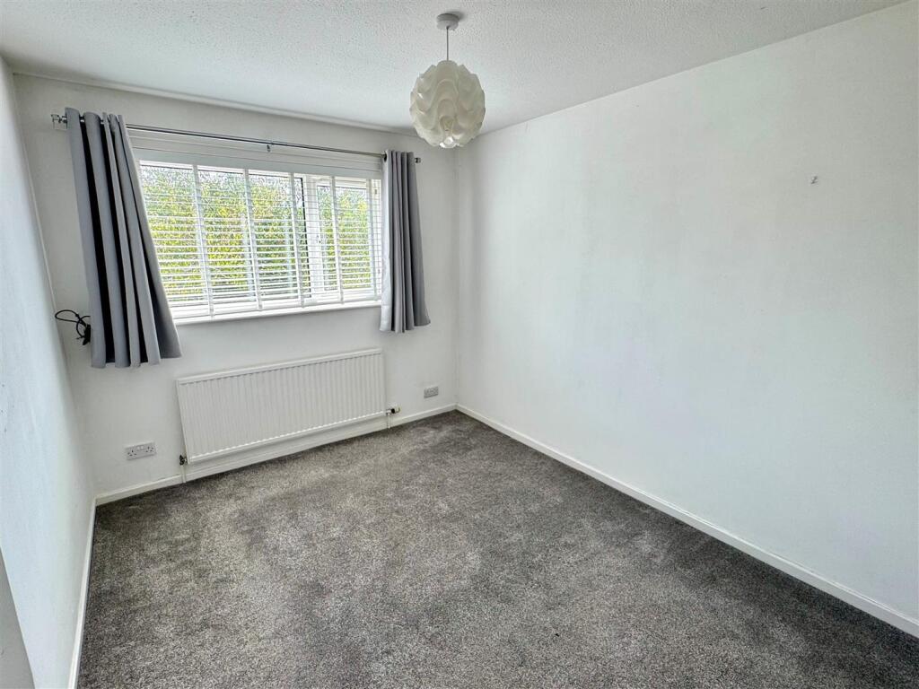 56 Calshot Close Bedroom 1