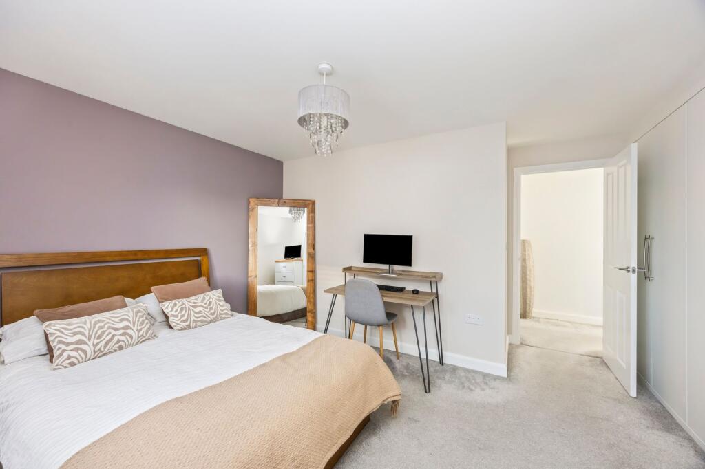 Main bedroom