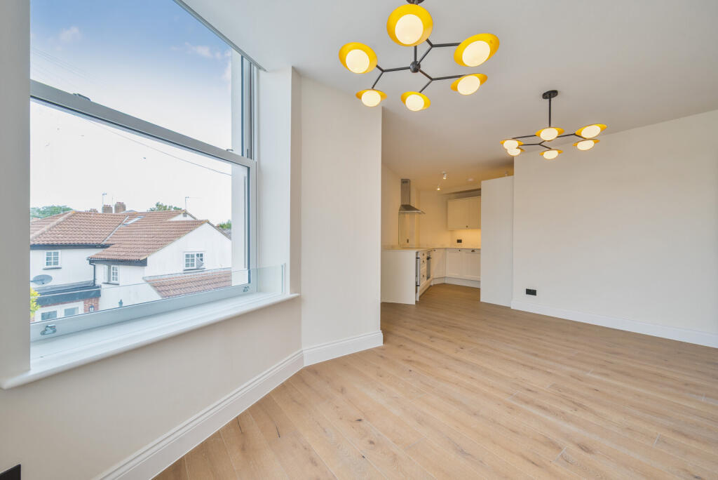 Living Room/Kitchen