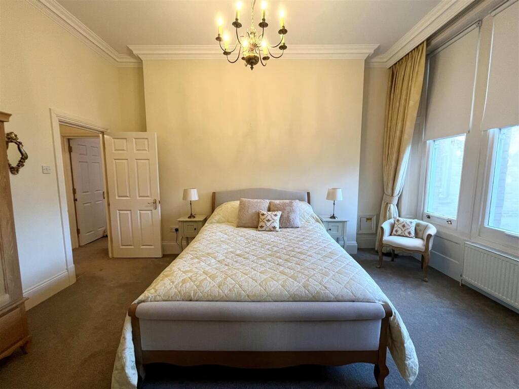 Bedroom1.jpg