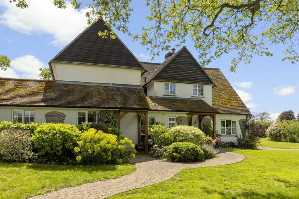 RUSHAM END-Christmas Hill, Shalford, Guildford, GU