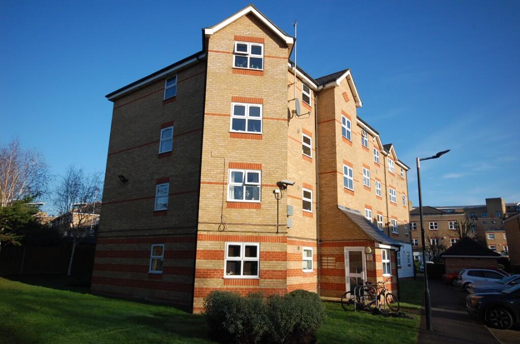 Basevi Way, London, SE8