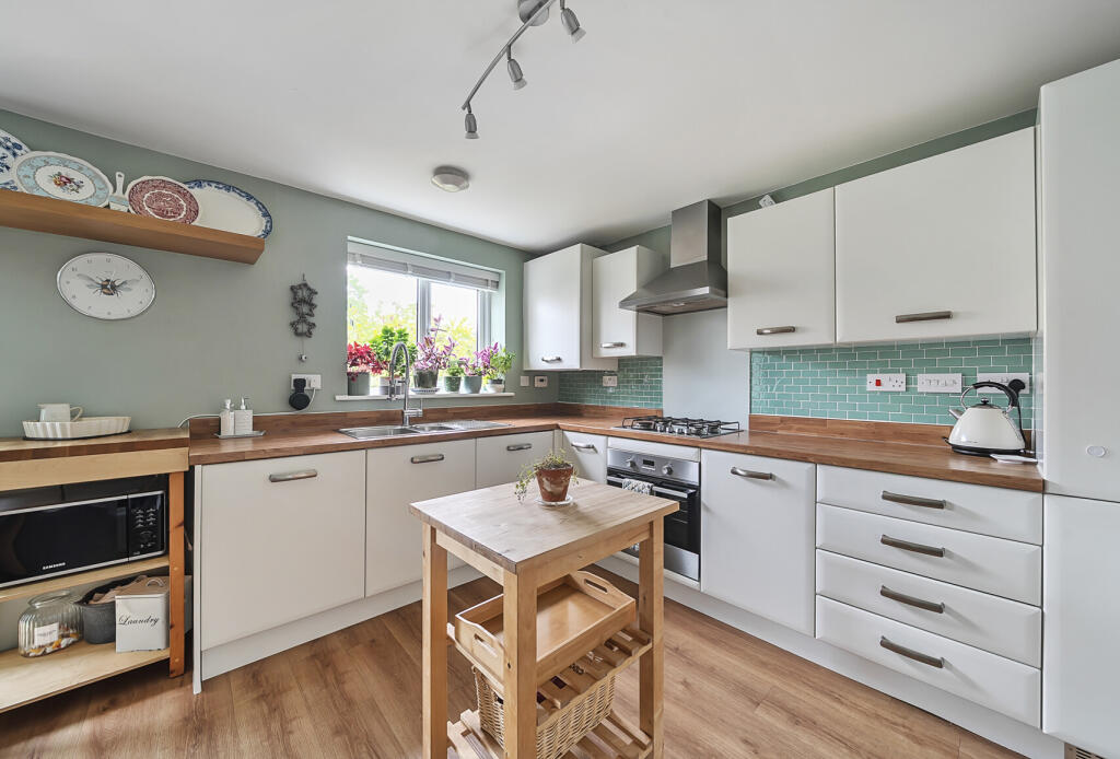 1326112-14-6874ef...