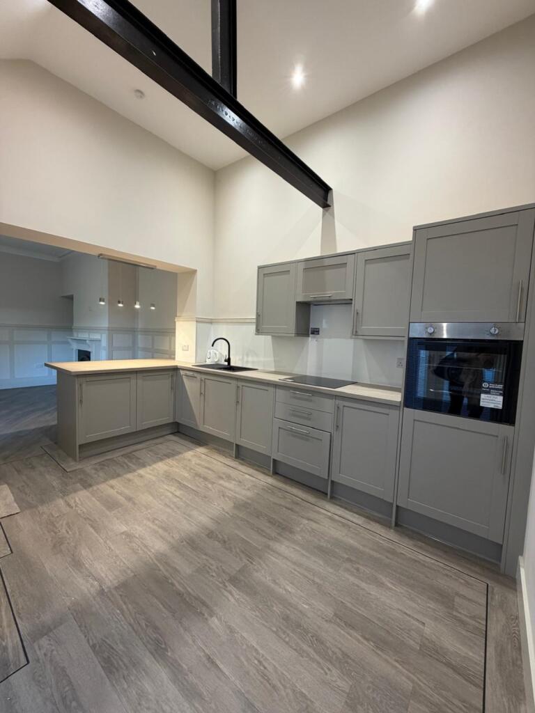 WhatsApp Image 2025-11-21 at 10.38.22 (1)