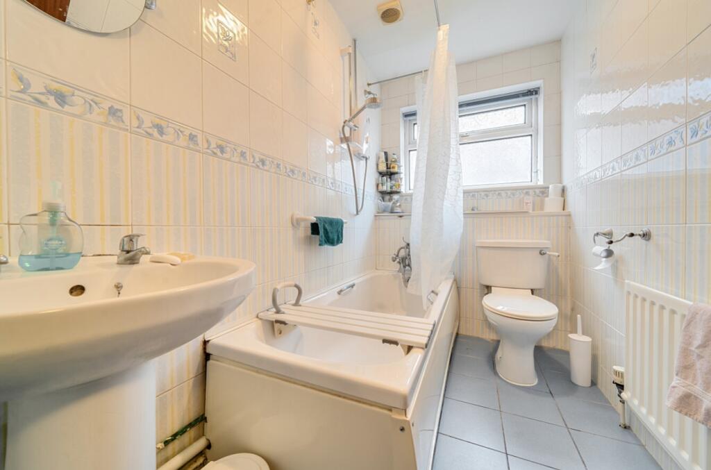 1376284-17-690a0c584fd9b