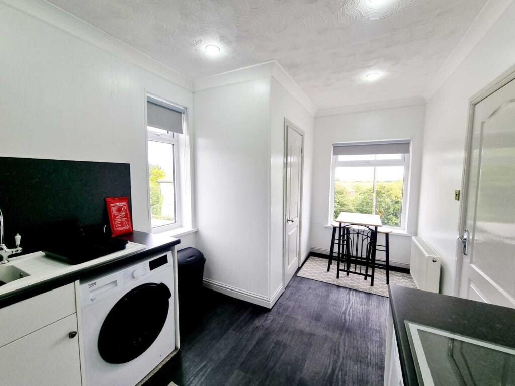 e80f2e89-b06f-4d38-9ee0-bdd95388a809