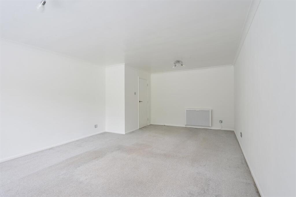 LANGLEY HOUSE (8).jpg