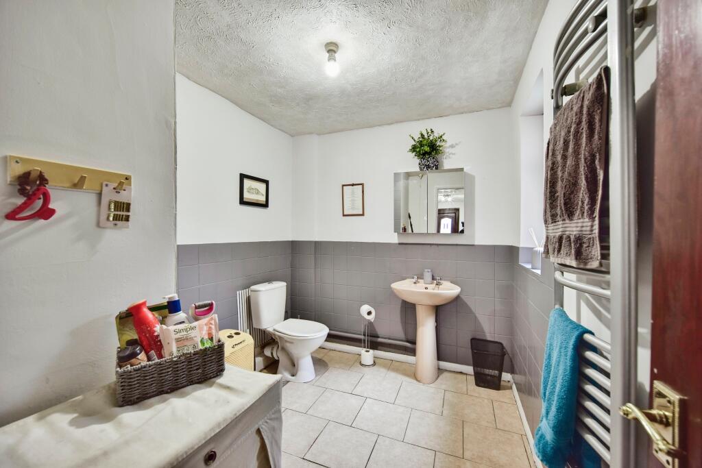 Main Family Bathroom