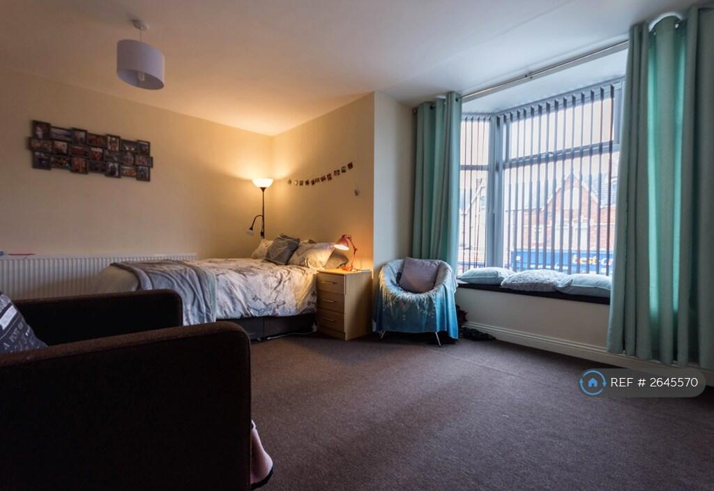 En-Suite Bedroom