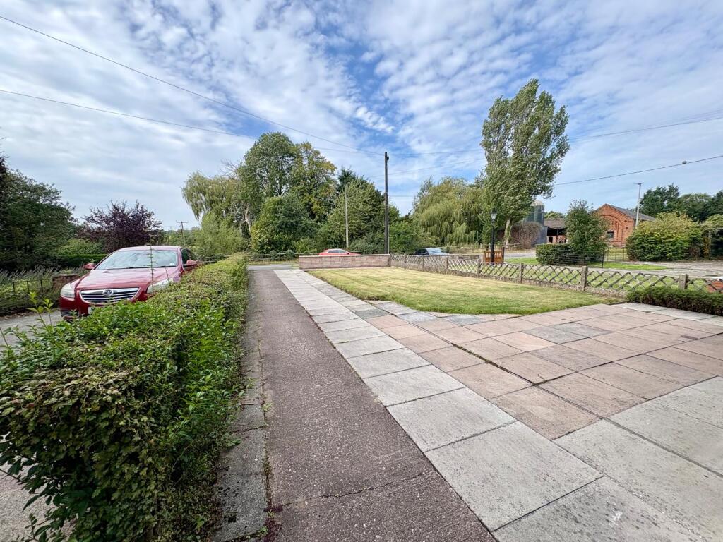 Front Garden.jpg