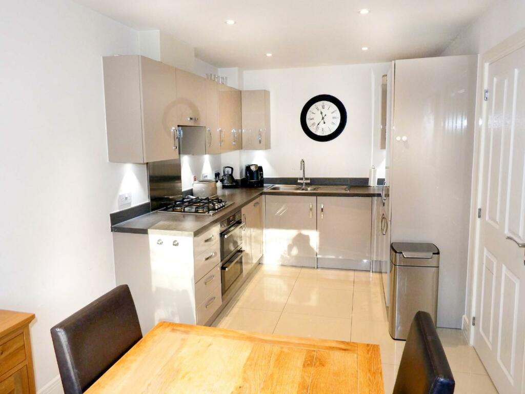 kitchen lulworth.jpg