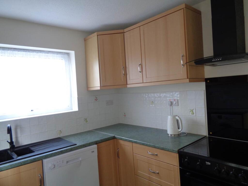 Shirley Close 33 Kit