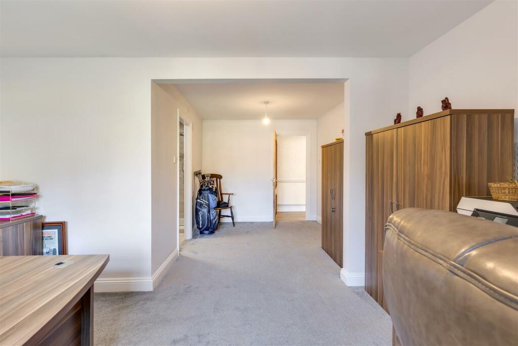 Bedroom 3/Office