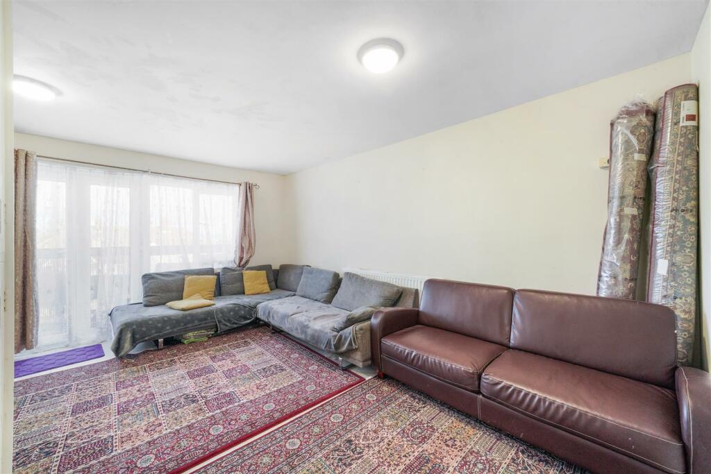 Flat 16, Burrmead Court - gNSpTLzYTdRAD0gEYS2t.jpg
