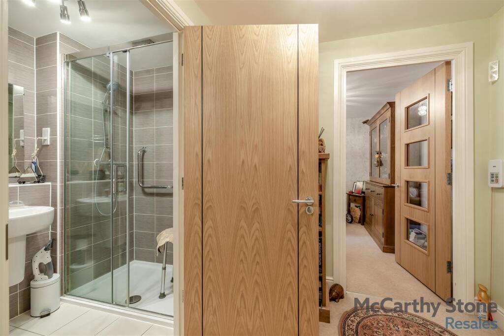 8661999-interior14.jpg