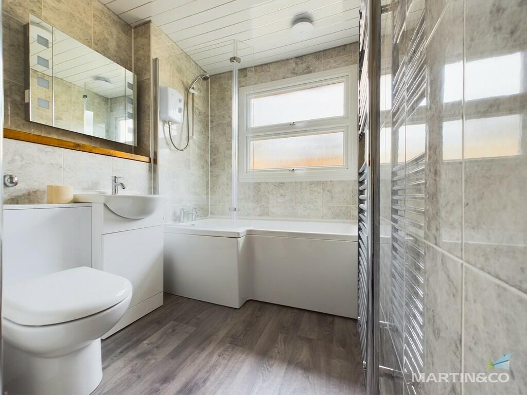 CAM03111G0-PR0172...