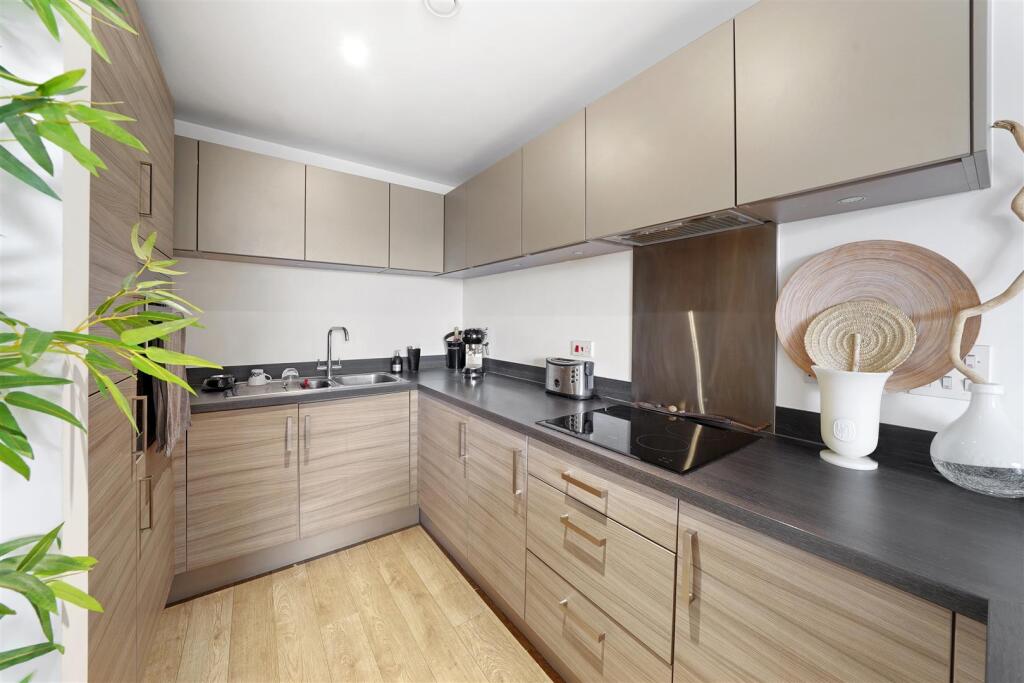 Flat 304, Kerensky House - zIphHMlciZW2ux4dYdqw.jp