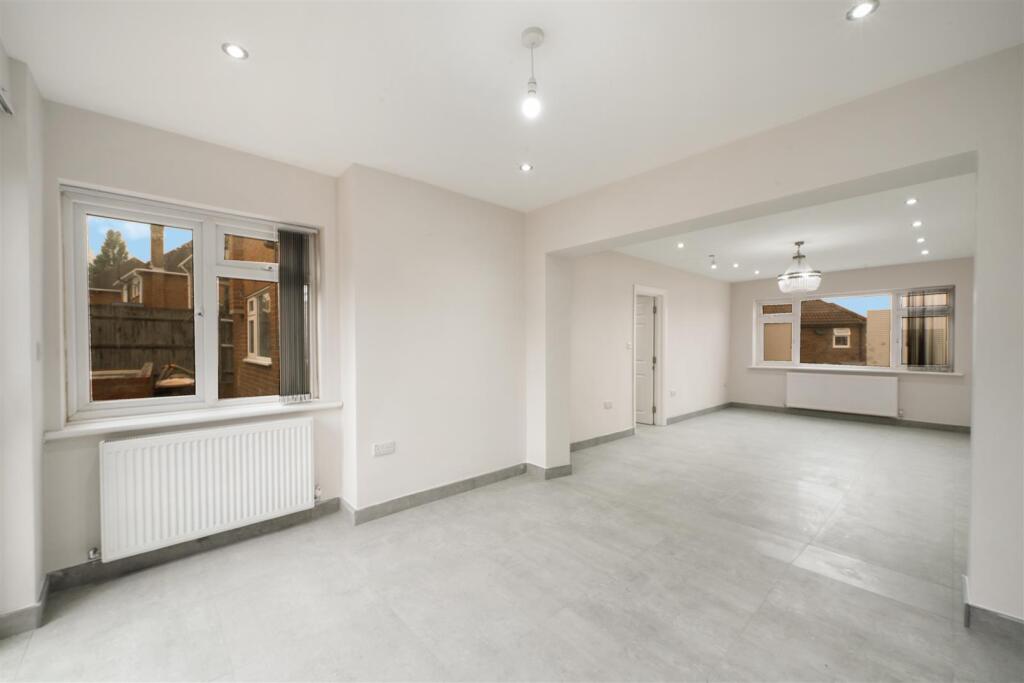 12 Kenelm Close - YulpCzY1YgbdlaHJ3lHQ.jpg