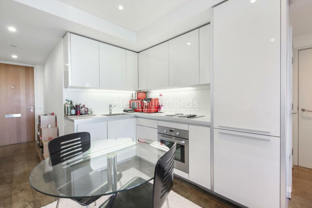 2509 The Strata, 8, Walworth Road Elephant And Cas