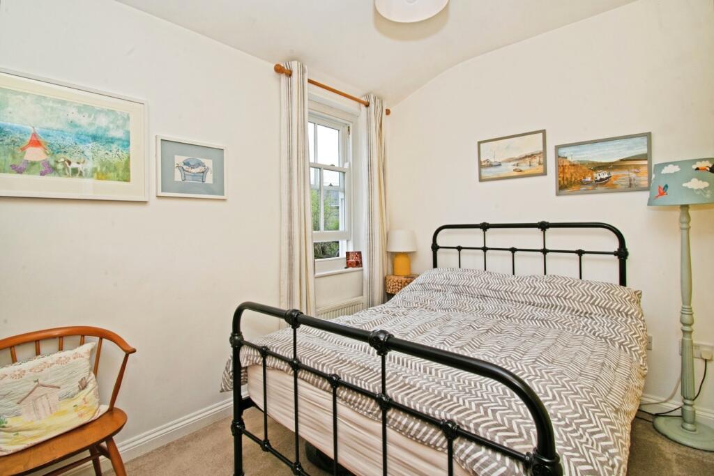 Bedroom2