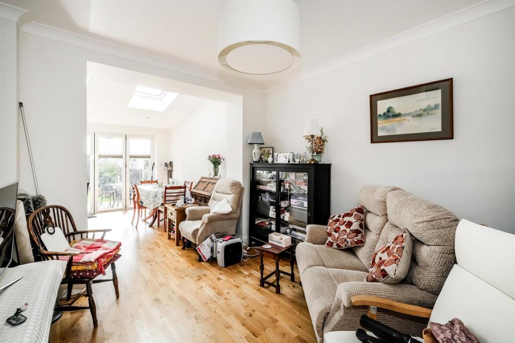 127 Hampton Road-17_web.jpg