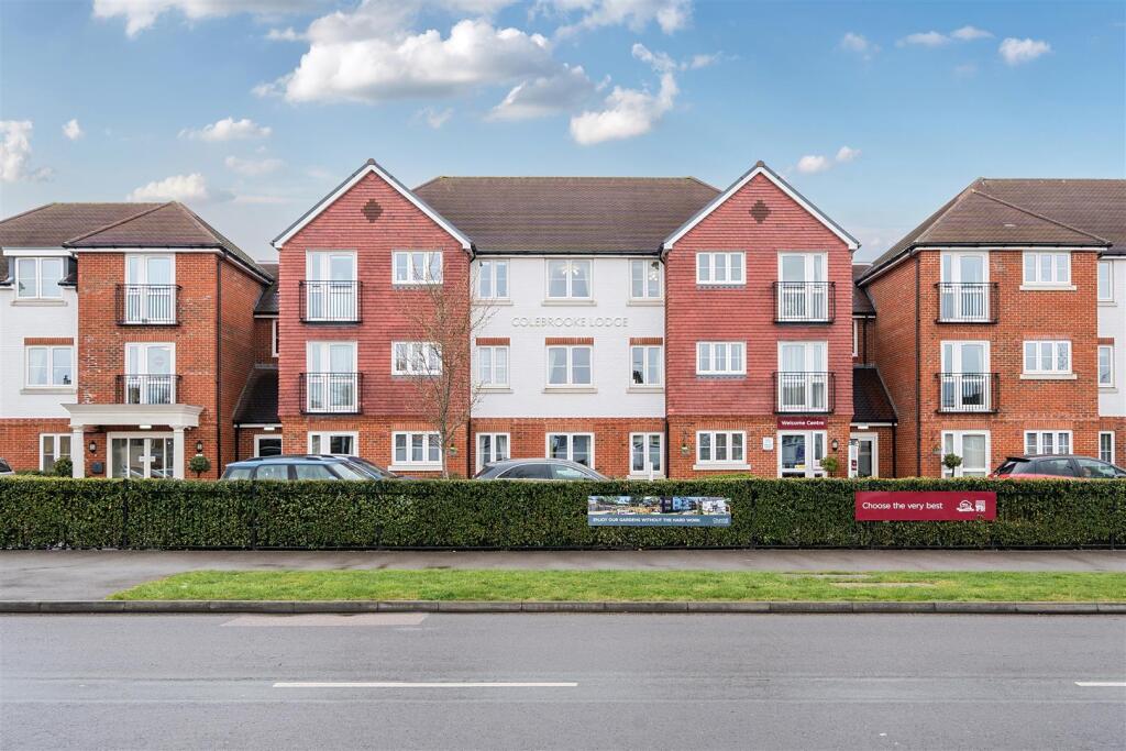 Front of Colebrooke Lodge.jpg