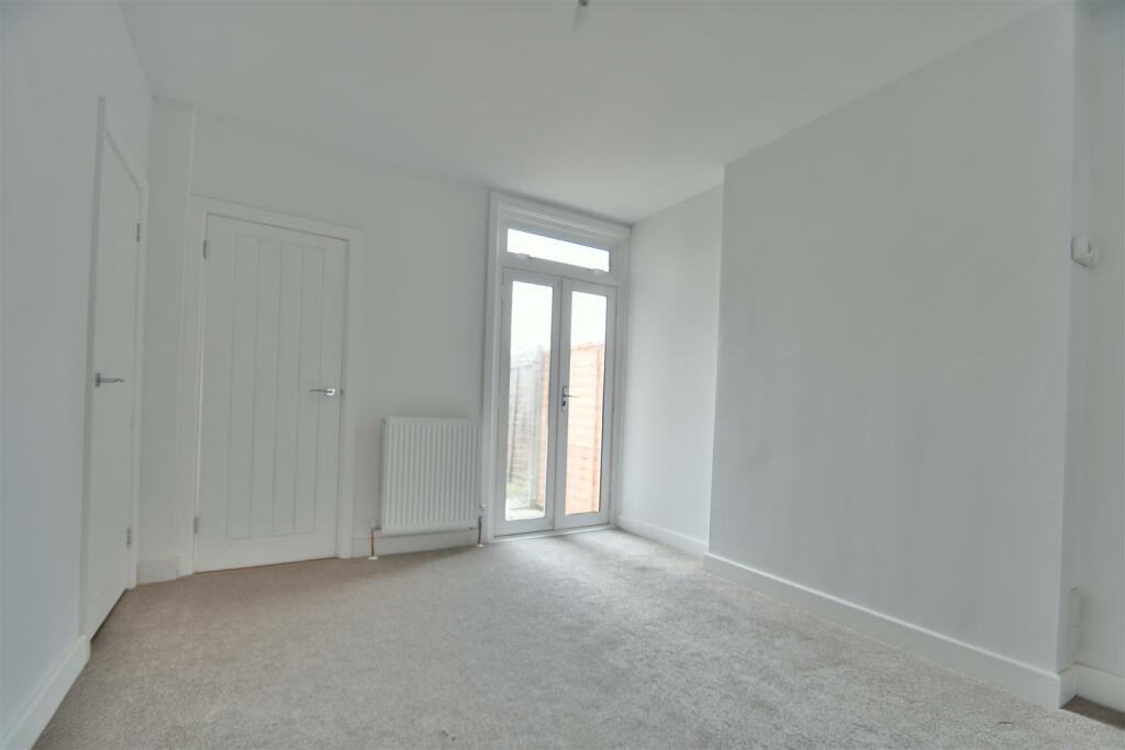 Dining Room.JPG