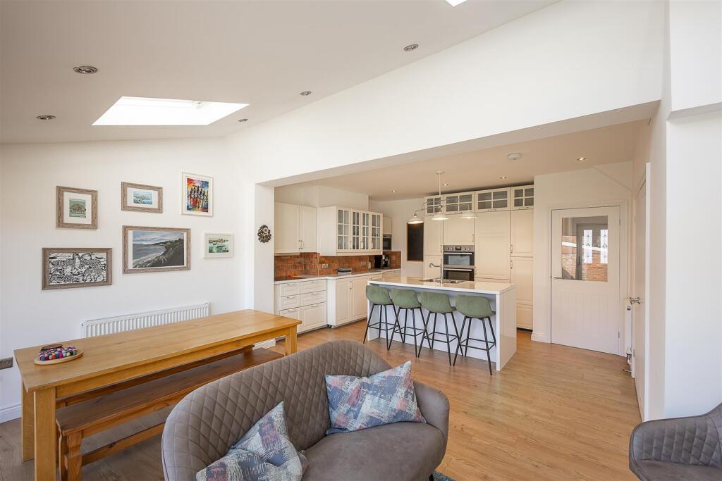 Kitchen/Diner &amp; Living Space