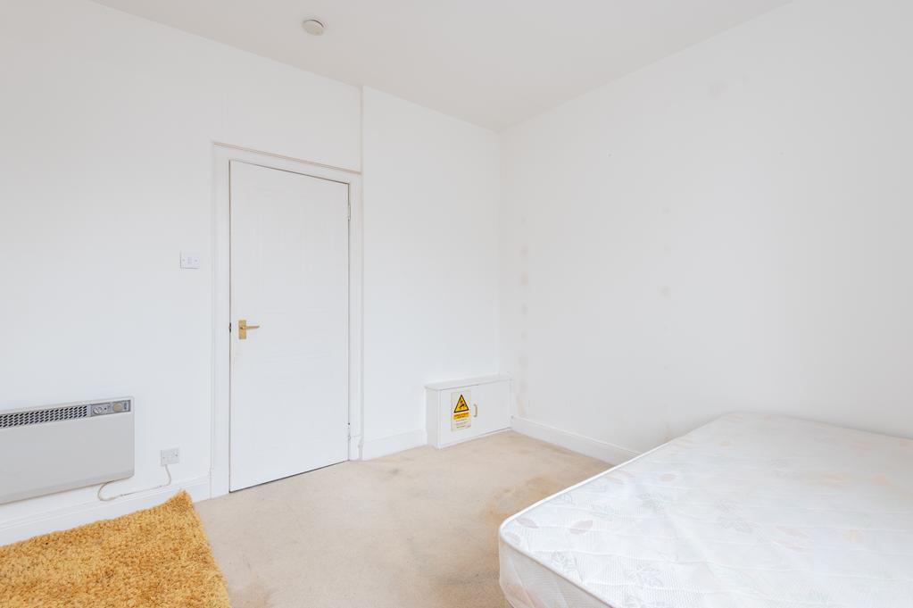 BEDROOM 2 AGAIN