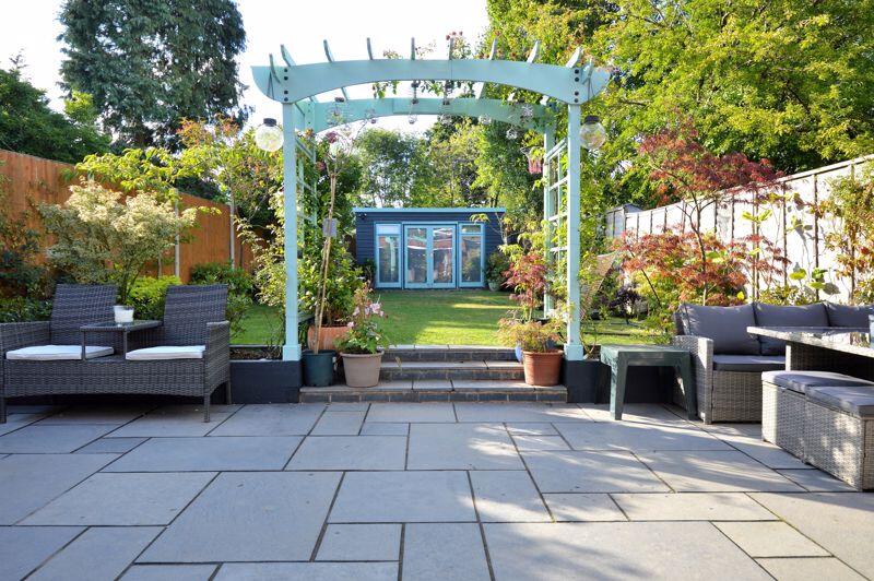 BACK GARDEN