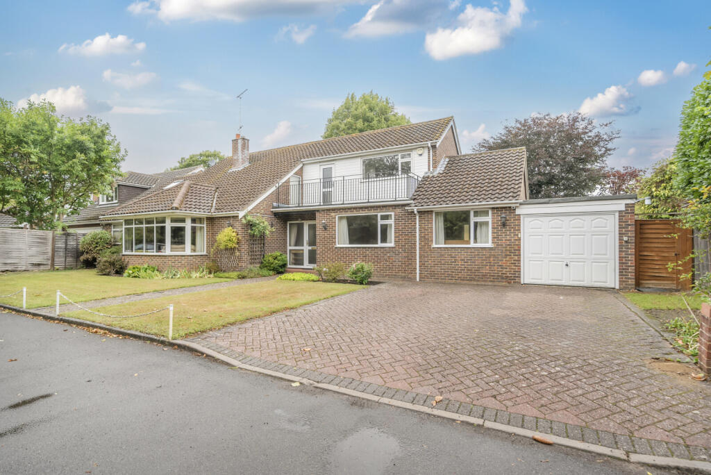 1347632-1-68b702f...