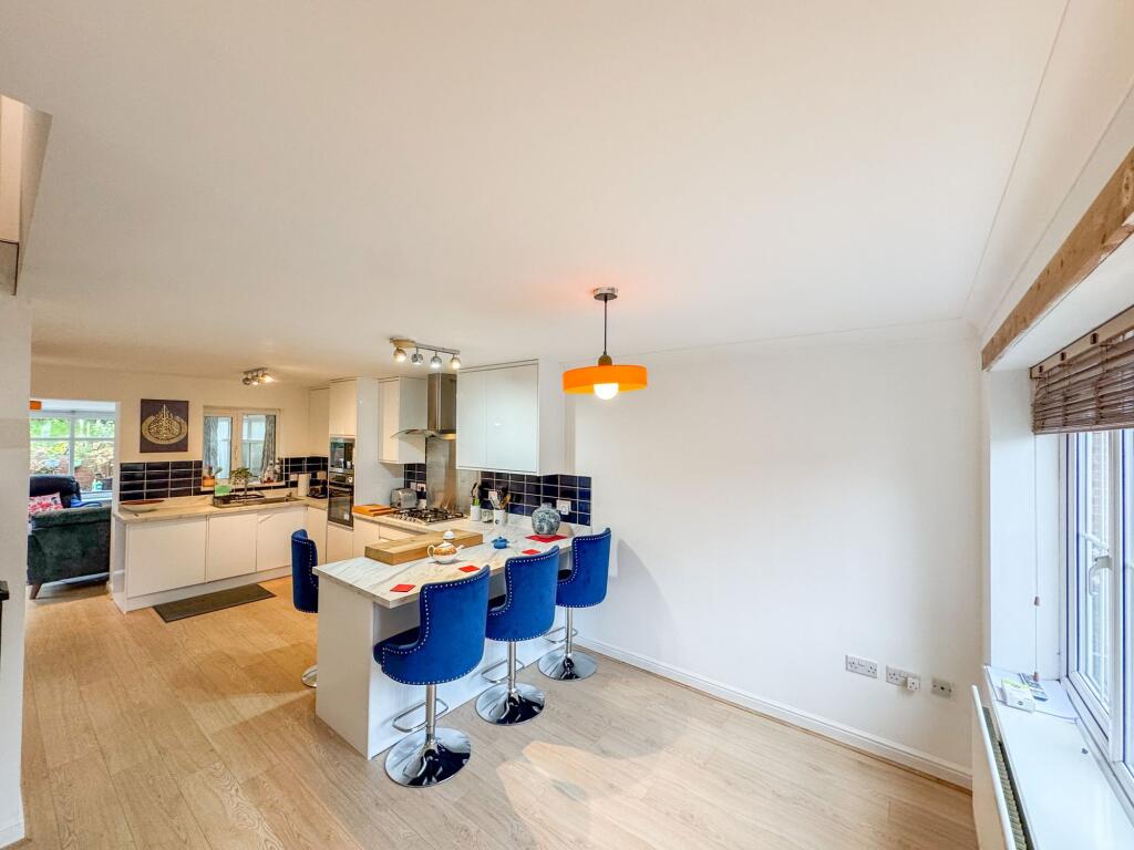 Open Plan Lounge/Kitchen/Diner