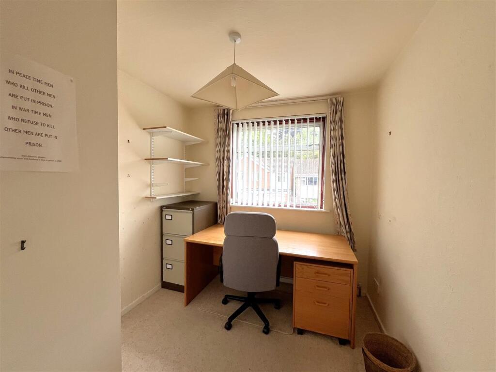 IMG_8780 new bedroom 3.JPG