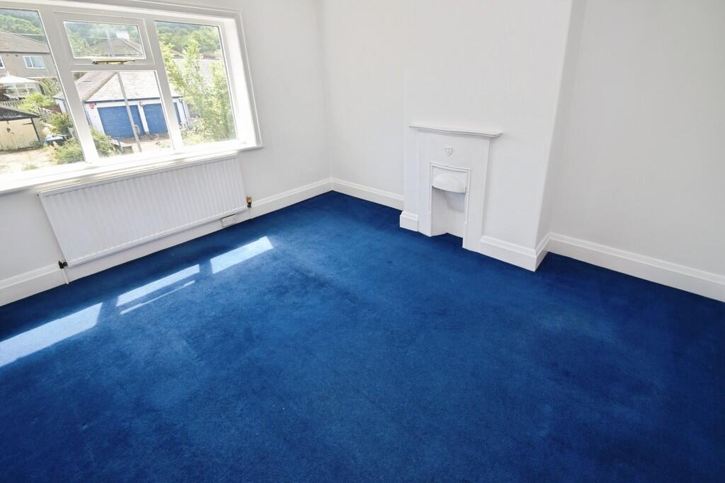 efd6e11e-Bedroom ...