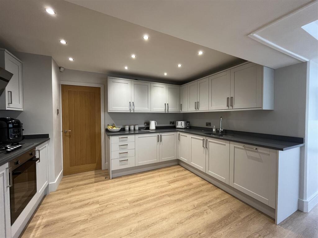 Open Plan Kitchen Living