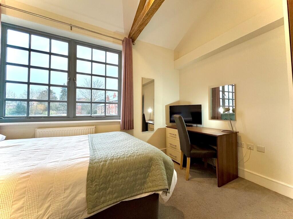 thumbnail_IMG_968...