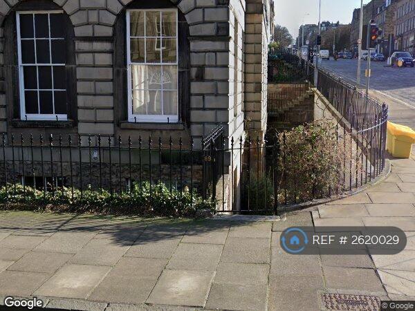 Street Entrance To Basment Flat