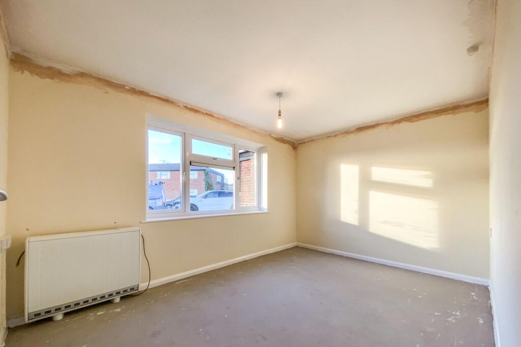 35 Fairfield, Royal Wooton Bassett, Wiltshire, SN4 7HJ