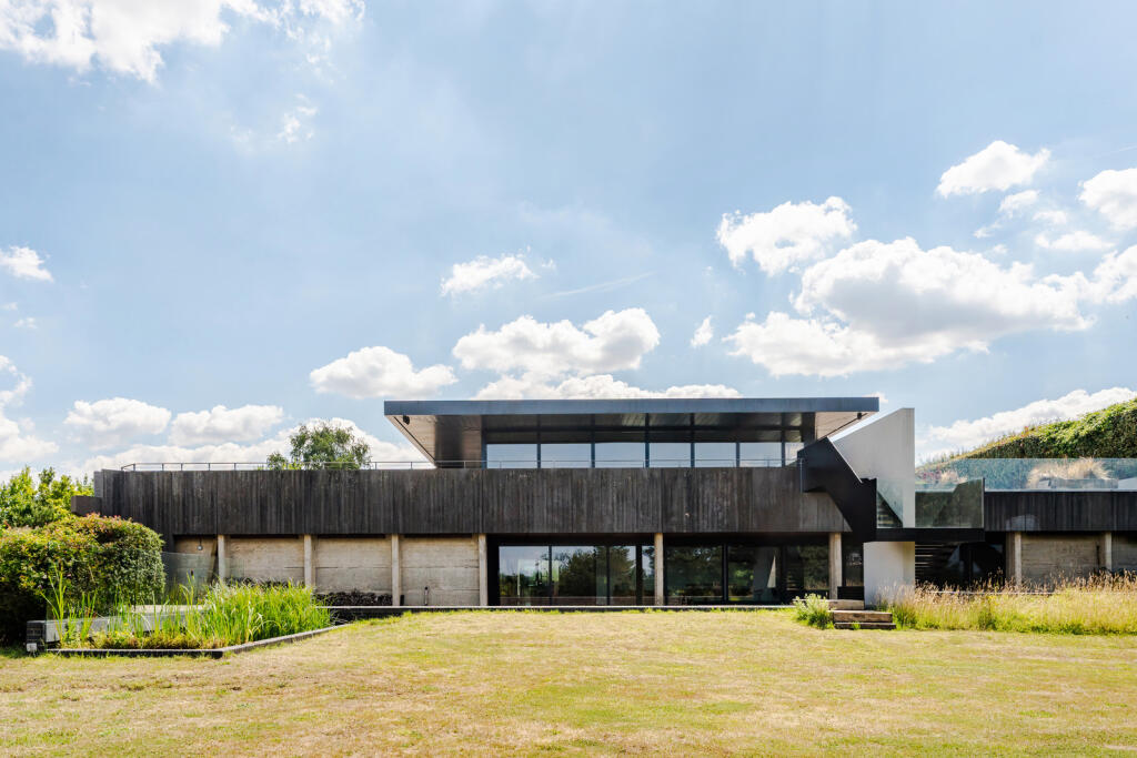 298293 - Fairbourne Reservoir East-1.jpeg