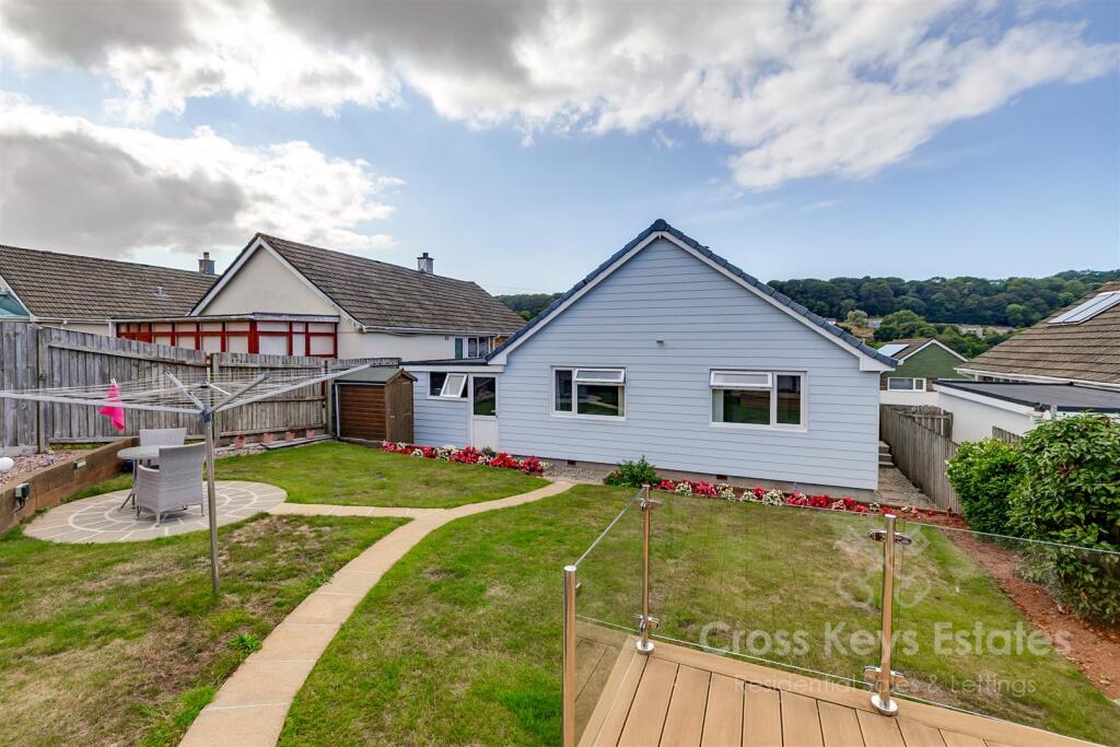 Garden, Garage &amp; Driveway